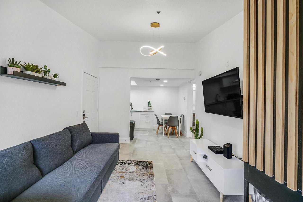Condo Close To Strip And Raiders Stadium Лас-Вегас Экстерьер фото